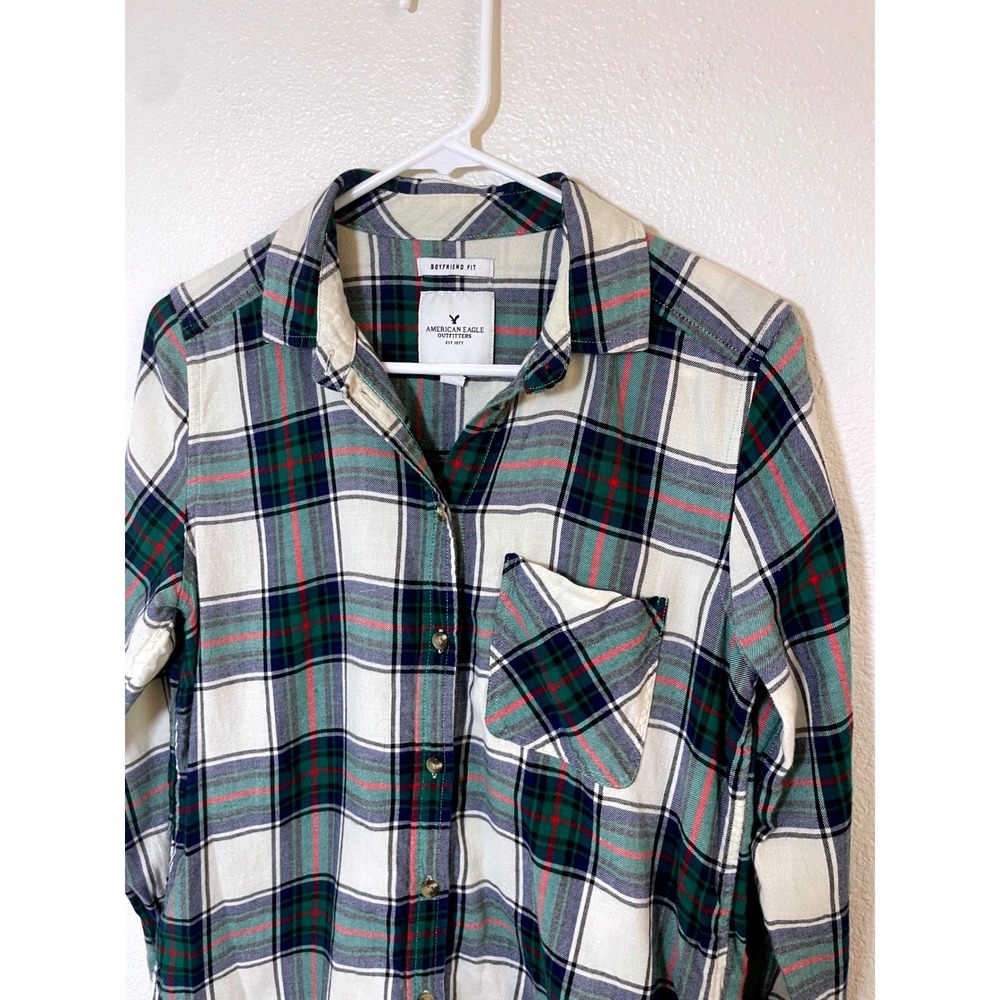 American Eagle Outfitters Womens Small Green Plaid Boyfriend Fit Flannel Shirt